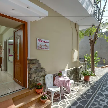Panormos Hotel And Studios-3